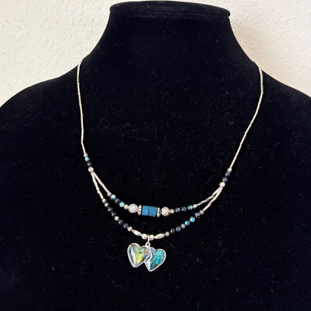 🌺$3.00 must bundle 🌺Silver Tone Heart Pendant Necklace